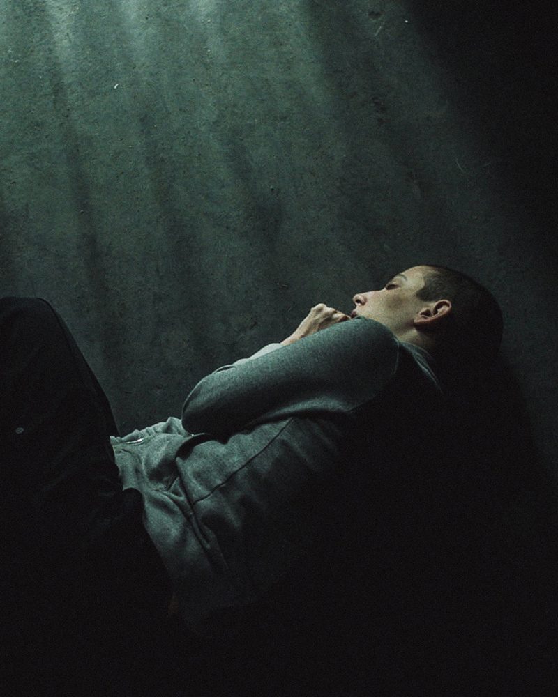 efebo_doro_film_ Soledad_1