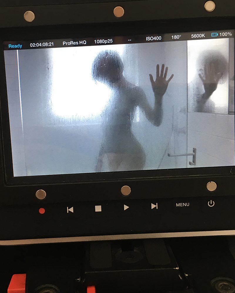 efebo_doro_film_CercandoValentina_3